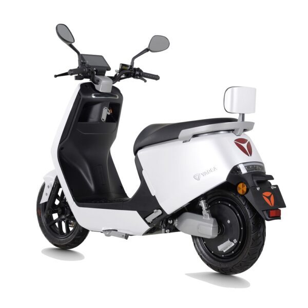 YADEA G5 Graphene electric moped_White